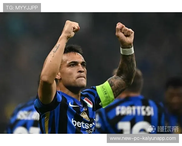 国际米兰依靠边线冲击打开局面，劳塔罗持续构建进攻压力